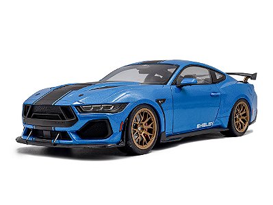 Shelby Mustang Super Snake 2025 1:18 Solido Azul