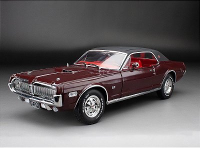Mercury Cougar 1968 XR7G 1:18 Sunstar