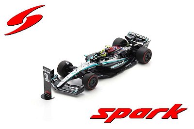 Fórmula 1 Mercedes Benz AMG PETRONAS W15 L.Hamilton Winner British GP 2024 1:18 Spark