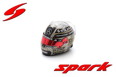 Capacete George Russell GP China 2025 Mercedes AMG PETRONAS F1 Team 1:5 Spark