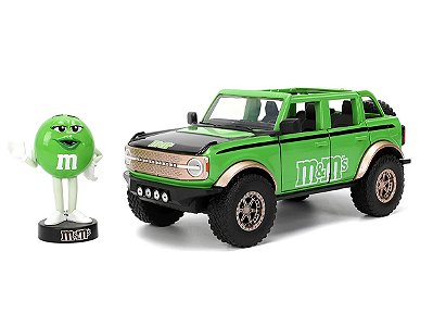 Ford Bronco 2021 + Figura M&M 1:24 Jada Toys Verde