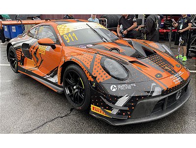 Porsche 911 GT3 R (992) Absolute Racing 4th FIA GT World Cup Macau 2024 1:64 Spark