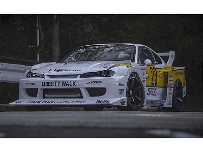 Nissan S15 Silvia Liberty Walk Super Silhouette 2021 1:18 GT Spirit Branco