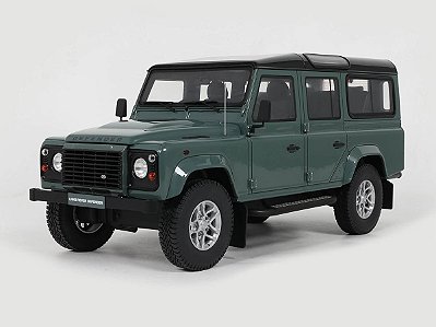 Land Rover Defender 3 Station Wagon 2016 1:18 GT Spirit Verde