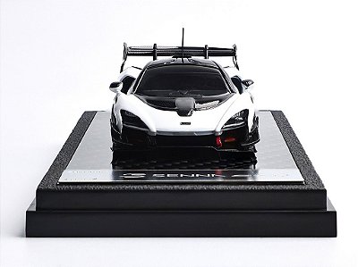 McLaren Senna GTR 1:64 LCD Models Branco