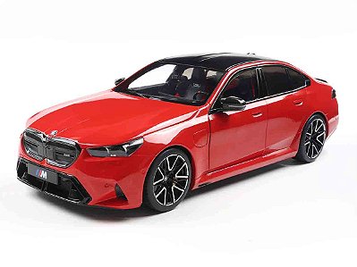 BMW M5 M 2025 1:18 Solido Vermelho