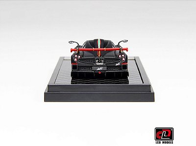 Pagani Imola Coupe 1:64 LCD Models Preto Carbon c/ Italian Flag
