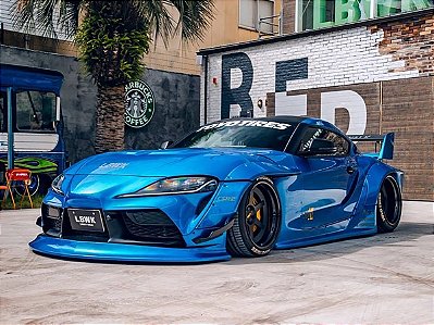 Toyota GR Supra LIBERTY WALK Body Kit 2025 1:18 Solido Azul