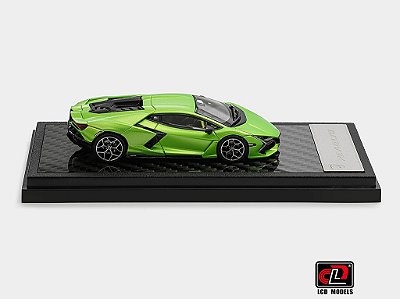 Lamborghini Revuelto 1:64 LCD Models Verde