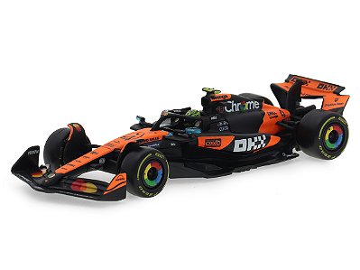 Fórmula 1 McLaren MCL39 2025 Lando Norris 1:43 Bburago c/ Display e Piloto