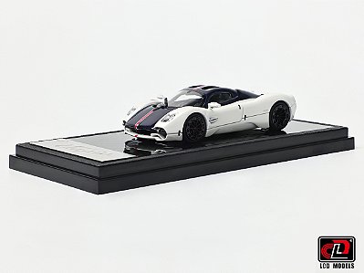 Pagani Utopia Coupe 1:64 LCD Models Branco Carbon