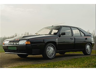 Citroen BX 4TC Serie 200 1985 1:18 OttOmobile Preto