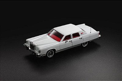 Lincoln Continental Town Car 1979 1:64 Sunstar Branco