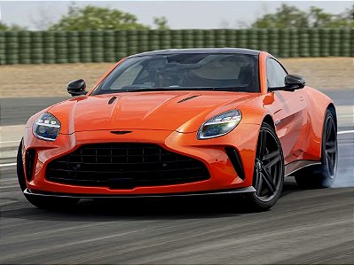Aston Martin Vantage 2025 1:18 Spark Laranja