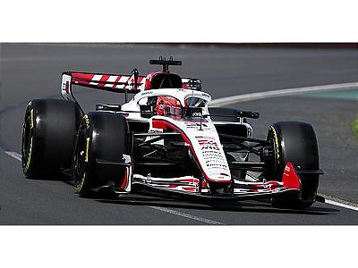 Fórmula 1 TGR Haas F1 Team VF-26 Esteban Ocon GP Austrália 2026 1:64 Spark