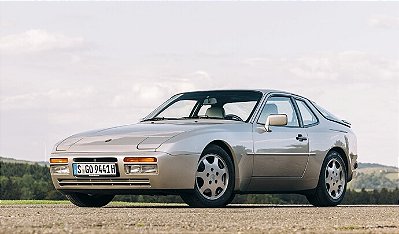 Porsche 944 Turbo S2 1989 1:18 GT Spirit Bege