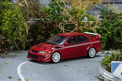 Mitsubishi Lancer Evolution VI GSR T.M.E 1:64 MOTORHELIX Vermelho