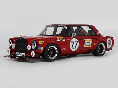 Mercedes C63S S-KLUB 2024 RED PIG 1:18 GT Spirit Vermelho