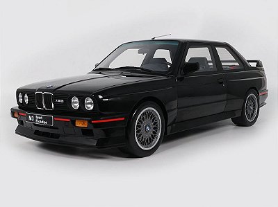 BMW M3 Sport Evolution 1990 1:8 GT Spirit Preto
