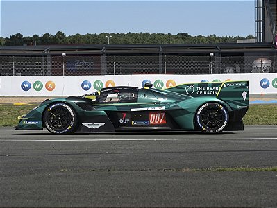 Aston Martin Valkyrie Thor Team 24Hs Le Mans 2026 1:18 Spark