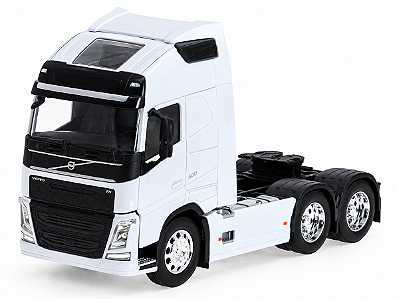 Volvo FH (6X4) 1:32 Welly Branco