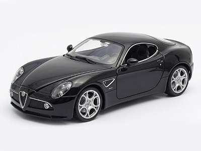 Alfa Romeo 8C Competizione 1:24 Welly Preto