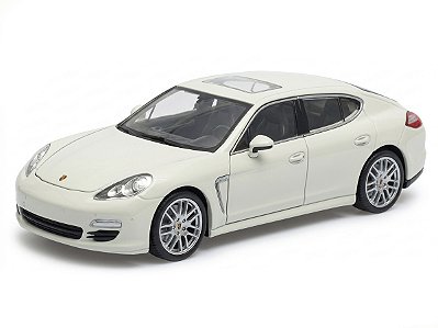 Porsche Panamera S 1:24 Welly Creme