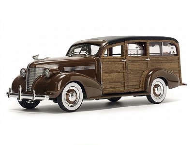 Chevrolet Woody Surf Wagon 1939 1:18 Sunstar