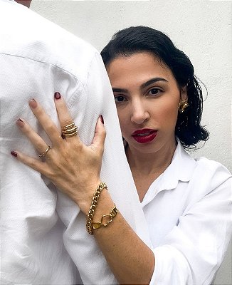 PULSEIRA GLAMOUR FOLHEADO A OURO 18K.