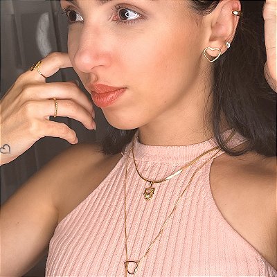 PINGENTE MENINO FOLHEADO A OURO 18K.