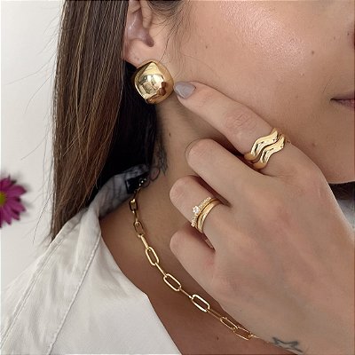 ANEL ONDA AJUSTÁVEL BANHADO  A OURO 18K.