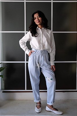 Calça tradicional lírios