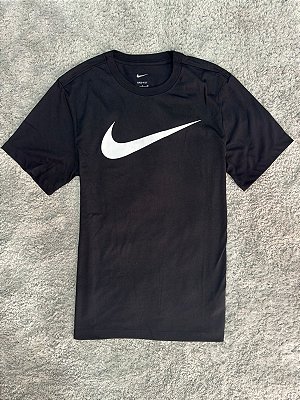 Camiseta Nike Fractal Swoosh Preta
