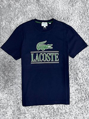 CAMISETA LACOSTE BIG COLISEU AZUL MARINHO