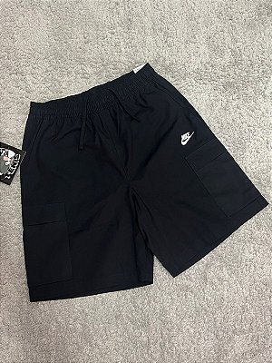 BERMUDA NIKE CARGO WOVEN PRETA