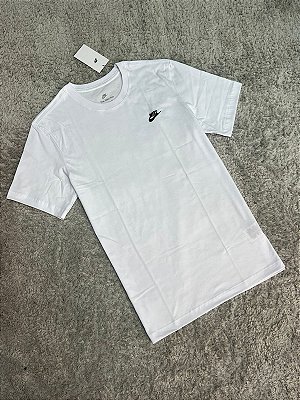 CAMISETA NIKE SPORTSWEAR BRANCA