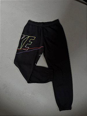 CALÇA NIKE CLUB FLEECE COLOR PRETA