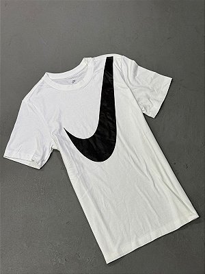 CAMISETA NIKE FACÃO BRANCA