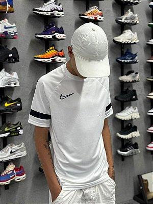 CAMISETA NIKE DRI-FIT  2021  BRANCA