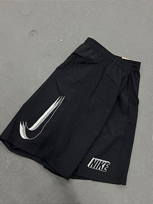 SHORT NIKE DRI FIT ACADEMY 2023 PRETA