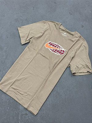 CAMISETA NIKE PIXEL GLOBAL MARROM