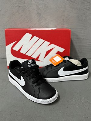 TÊNIS NIKE COURT ROYALE PRETO