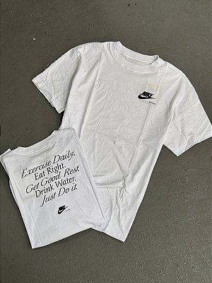 Camiseta Nike Sportswear Neuself