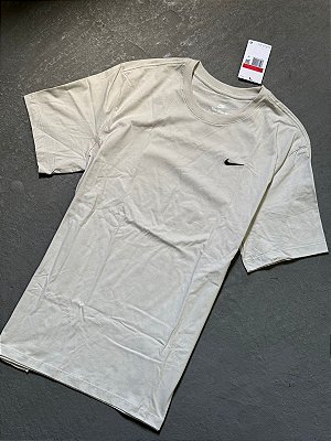 Camiseta Nike Mini Swoosh Off White