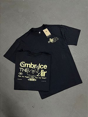 CAMISETA NIKE EMBRACE CHUMBO
