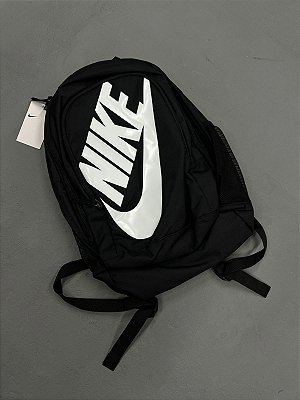 MOCHILA NIKE ICON PRETA 25L