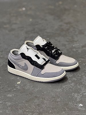 Tênis Air Jordan 1 Low SE Craft Inside Out Cement Grey