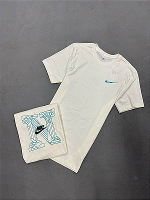 CAMISETA NIKE SPORTSWEAR "NATURAL ONE" BRANCA
