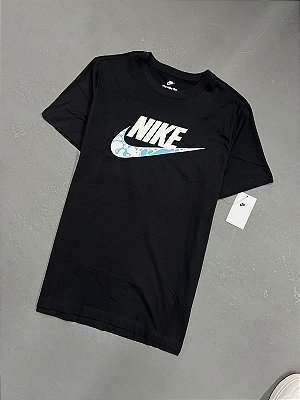 Camiseta Nike Sportswear com Splash Água