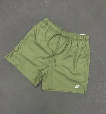 Short Nike  Clube de Tecido Flow Verde Exército